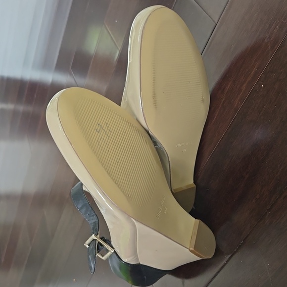 Nine west mary Jane 2 tone wedge shoe - Picture 6 of 8